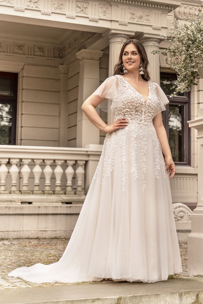 Suknia ślubna LO-342T Lovely